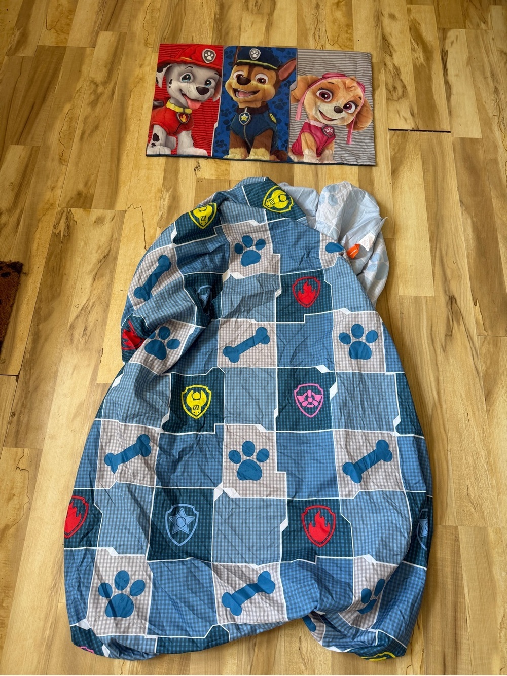 Paw Patrol Blue and Gray Check Paw Print Sleeping twin sheet & standard pillow